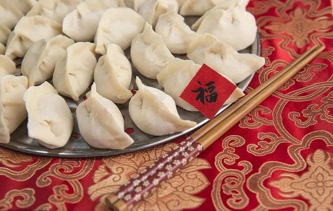 大年初一，怎么拜年更合适？