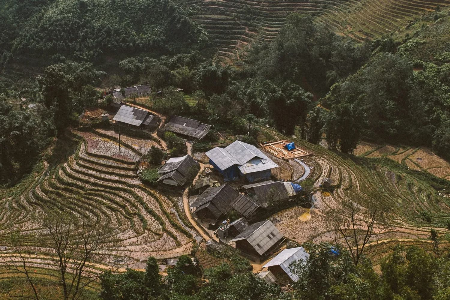田螺坑土楼群：福建最美打卡地