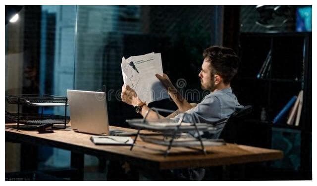 普通人工作上班的意义是什么呢？
