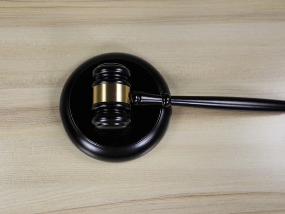 法院不执行应该向哪个部门投诉？投诉电话及流程详解