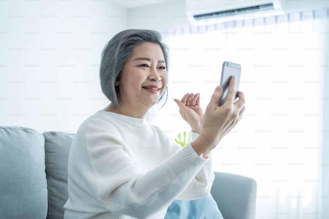 给家里老人买保险应该怎么买