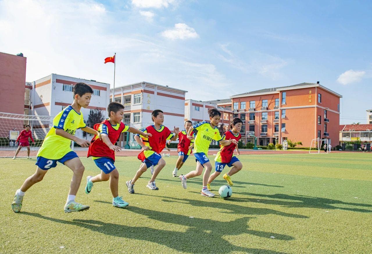 爱运动的青少年如何避免受伤？专家给父母支招！