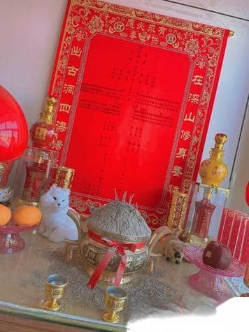 出马仙是什么意思,出马仙含义揭秘：传统信仰解析