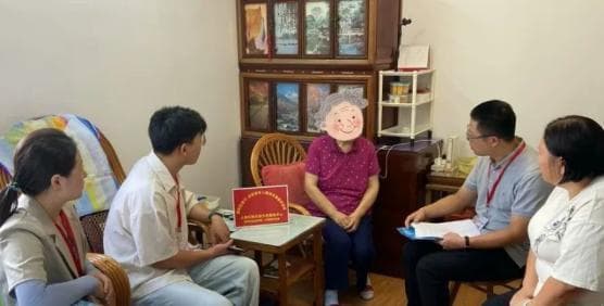 服务送上门、减负“心”世界，构建老年人精神关爱守护网