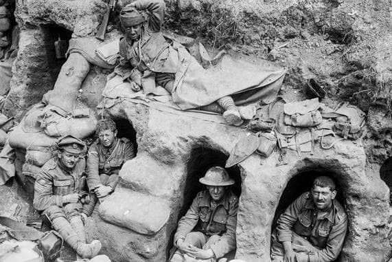 一战风云录：100年前，战地摄影师冒死拍摄的索姆河战役真实战场