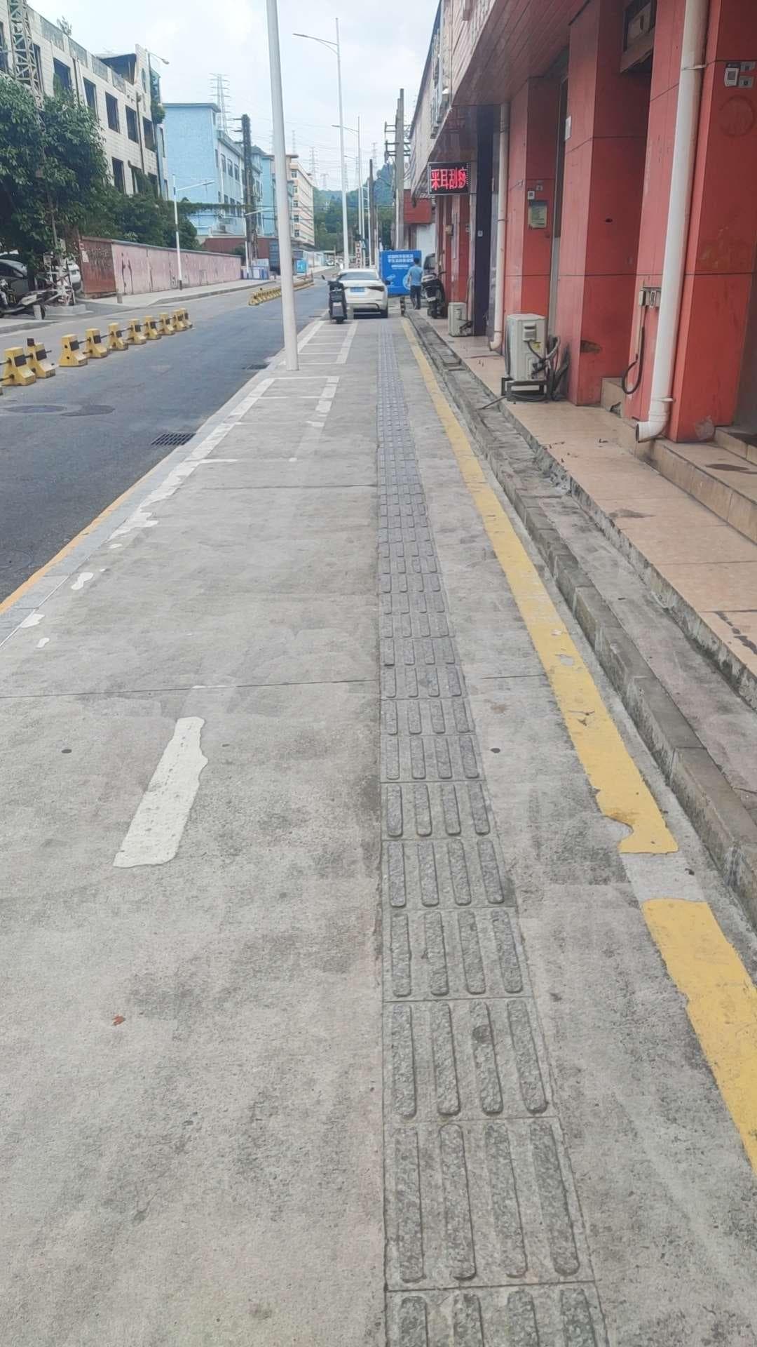 跑外卖并在外面租房子做兼职是个不错的选择。以下是一些建议