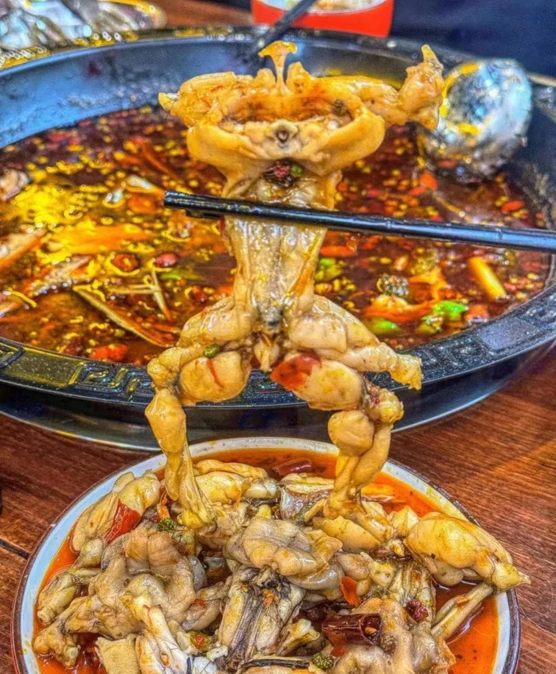 越小众越火！牛蛙火锅怎么就成了火锅“顶流”？