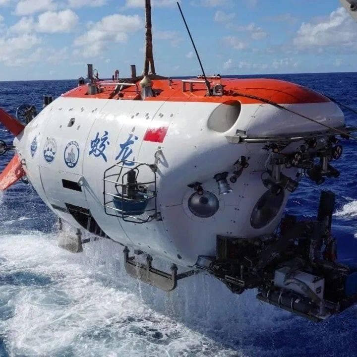 中国首台载人潜水器“蛟龙”号2024年迎来多个科考新突破