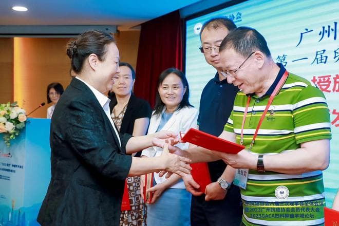 同样是癌症，有的人复发转移，有的人多活了20、30年，4个原因