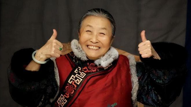 “丑娘”张少华：一生住40平米房子，去世3年，老伴痴情让人落泪