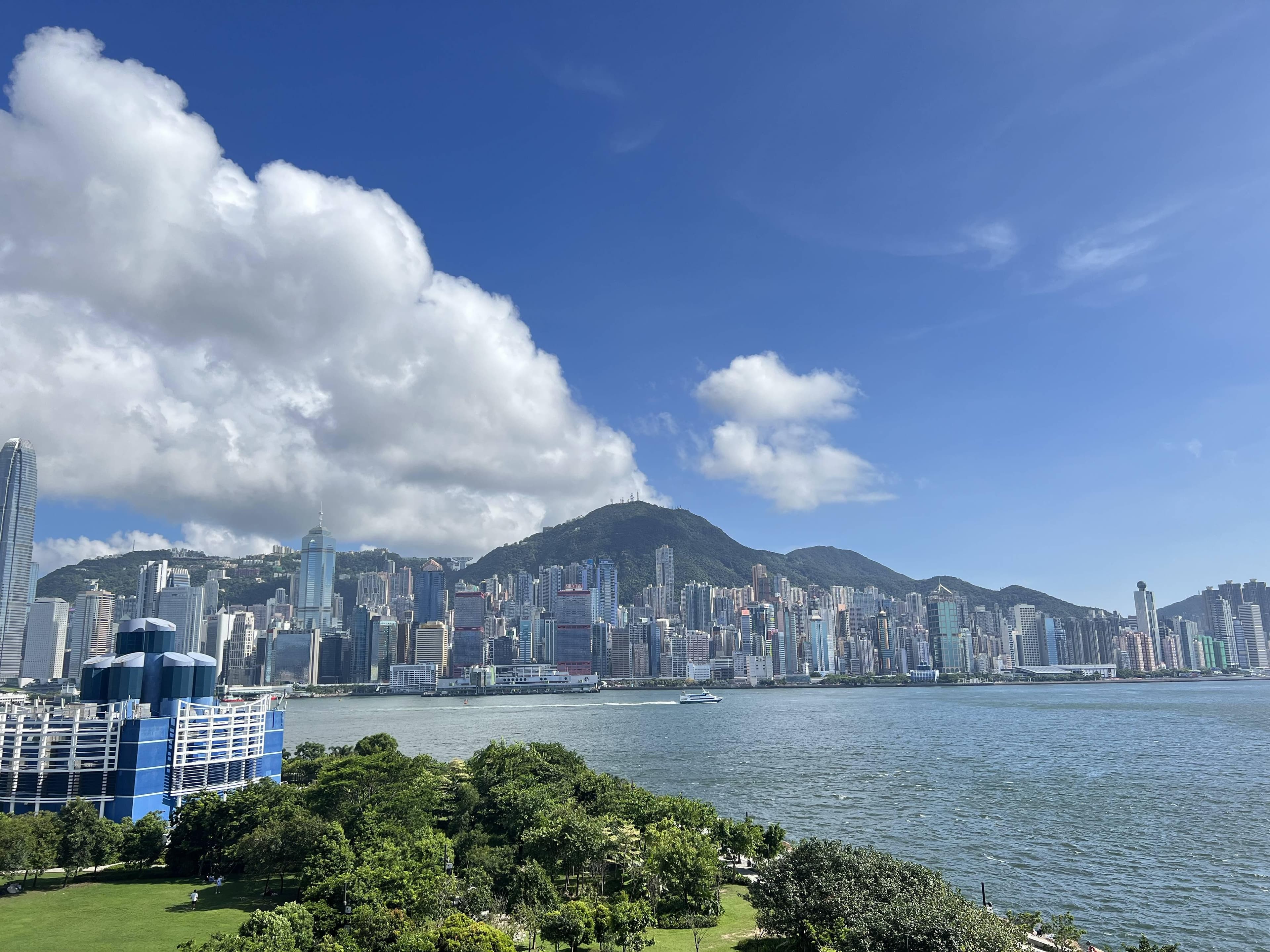 AIGC在品牌营销实践中的四大风险与应对指南