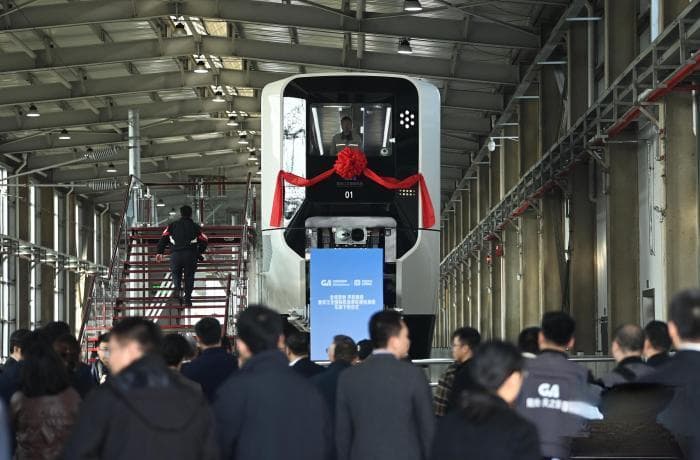 重庆发布全球首个机场跨座式单轨捷运系统