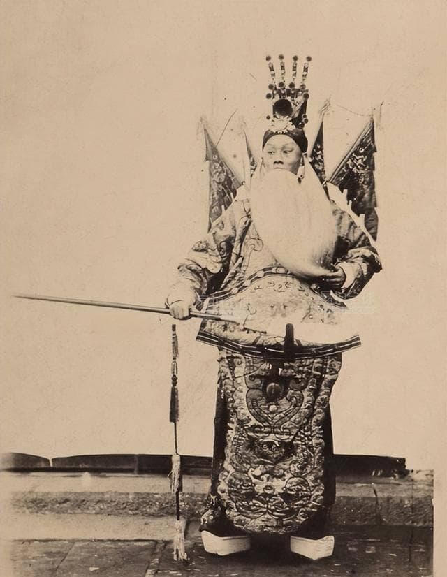 从姨太太到女明星：叶秋心的坎坷人生