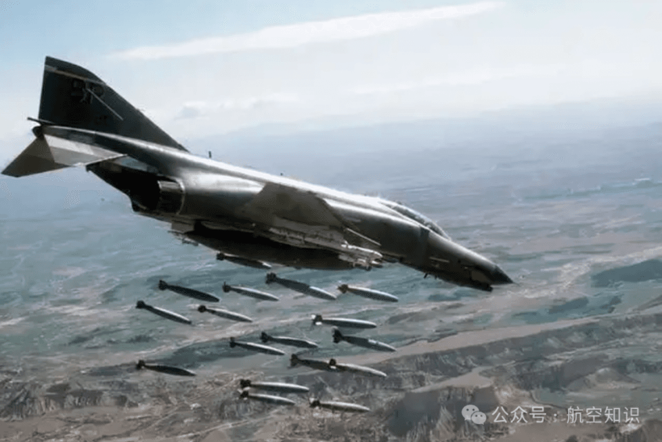 参战！乌克兰正式接装F-16战机，将对战况有何影响？