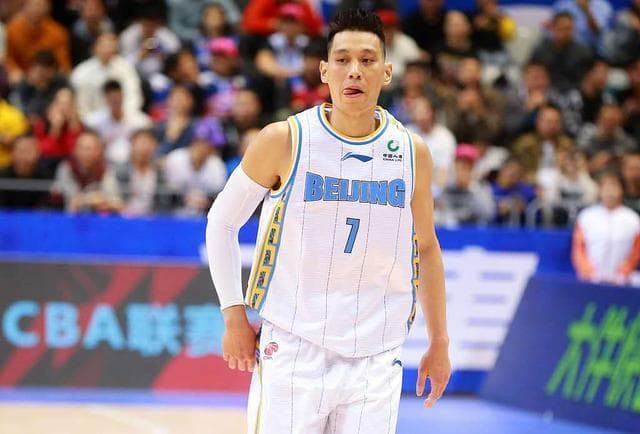 单场仅6助+本土球员疯狂吐饼！苏群调侃：林书豪得适应CBA