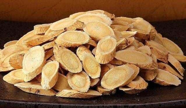 中药材帮助脑鸣患者恢复健康