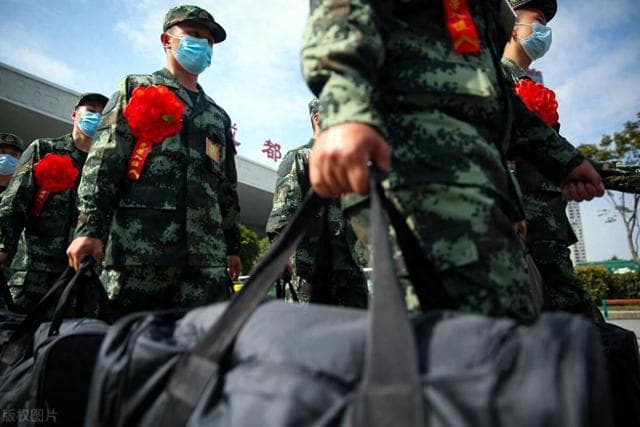 专科生必看！当兵前先专升本还是直接入伍？选错后悔一辈子！