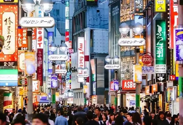 世界第一“负债国”：负债高达63万亿，为何成为亚洲最发达国家？