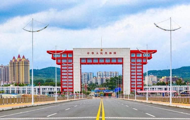 中国出入境口岸排名榜单！你猜第一名是哪个？
