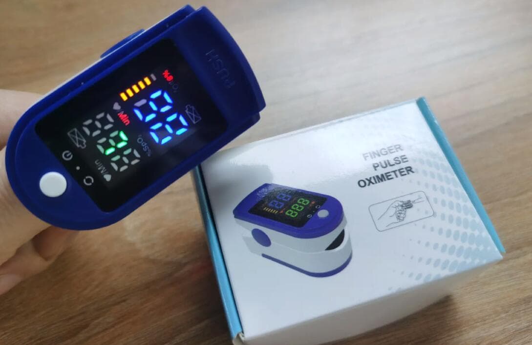 血氧仪成居家必备“良品”，贵的和便宜的有什么区别，应该怎么挑选？