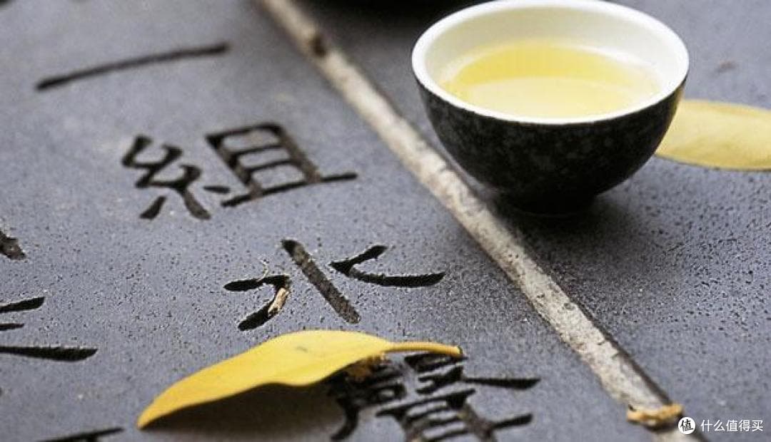 茶叶隔夜会致癌？泡好的茶放多久要喝完？