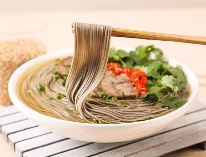 轻食文化：现代饮食潮流中的健康生活新风尚