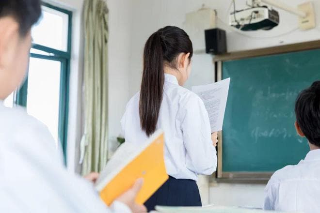 学校起始年级如何开好家长会
