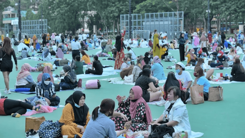 香港外佣低薪高效VS内地保姆高薪分工，为何大多港人如此执着请工人姐姐？？
