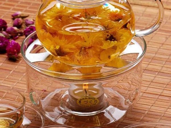 一年四季喝茶顺序：春花夏绿秋青冬红