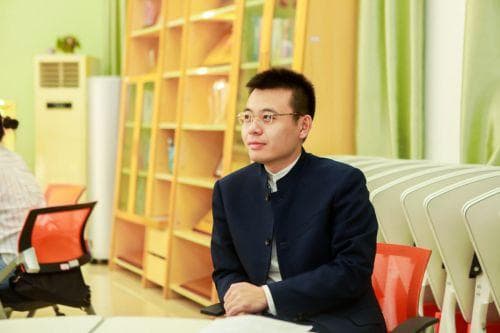 “第二杯半价”背后的经济学：理性消费与商家策略的博弈