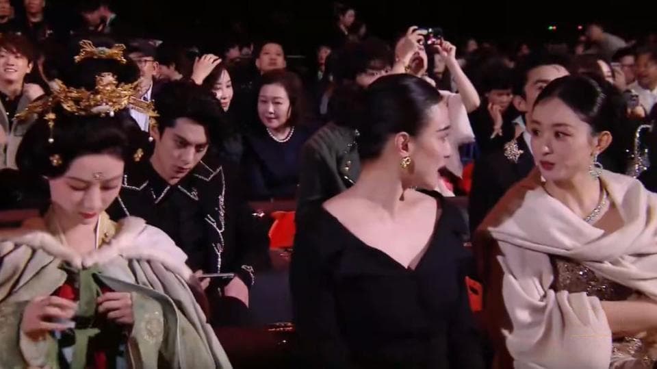 微博之夜：肖战时代少年团互动揭秘
