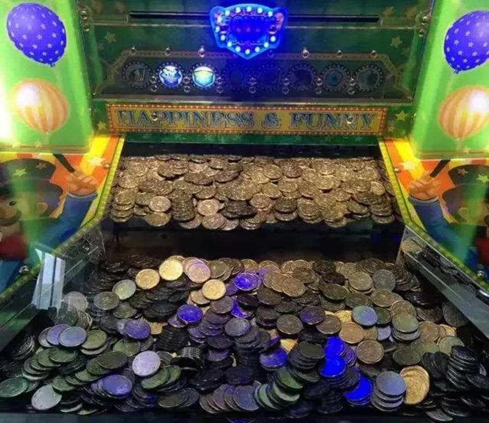 “柏青哥”线上电子化：日本300万赌徒的“电子鸦片”，为何越禁越火？