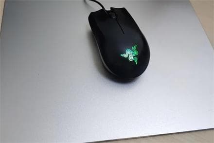 鼠标垫什么材质好？三种主流材质优缺点对比