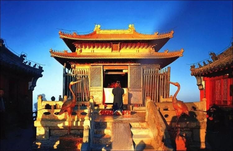 武当山旅游推荐线路（武当山二日游攻略）