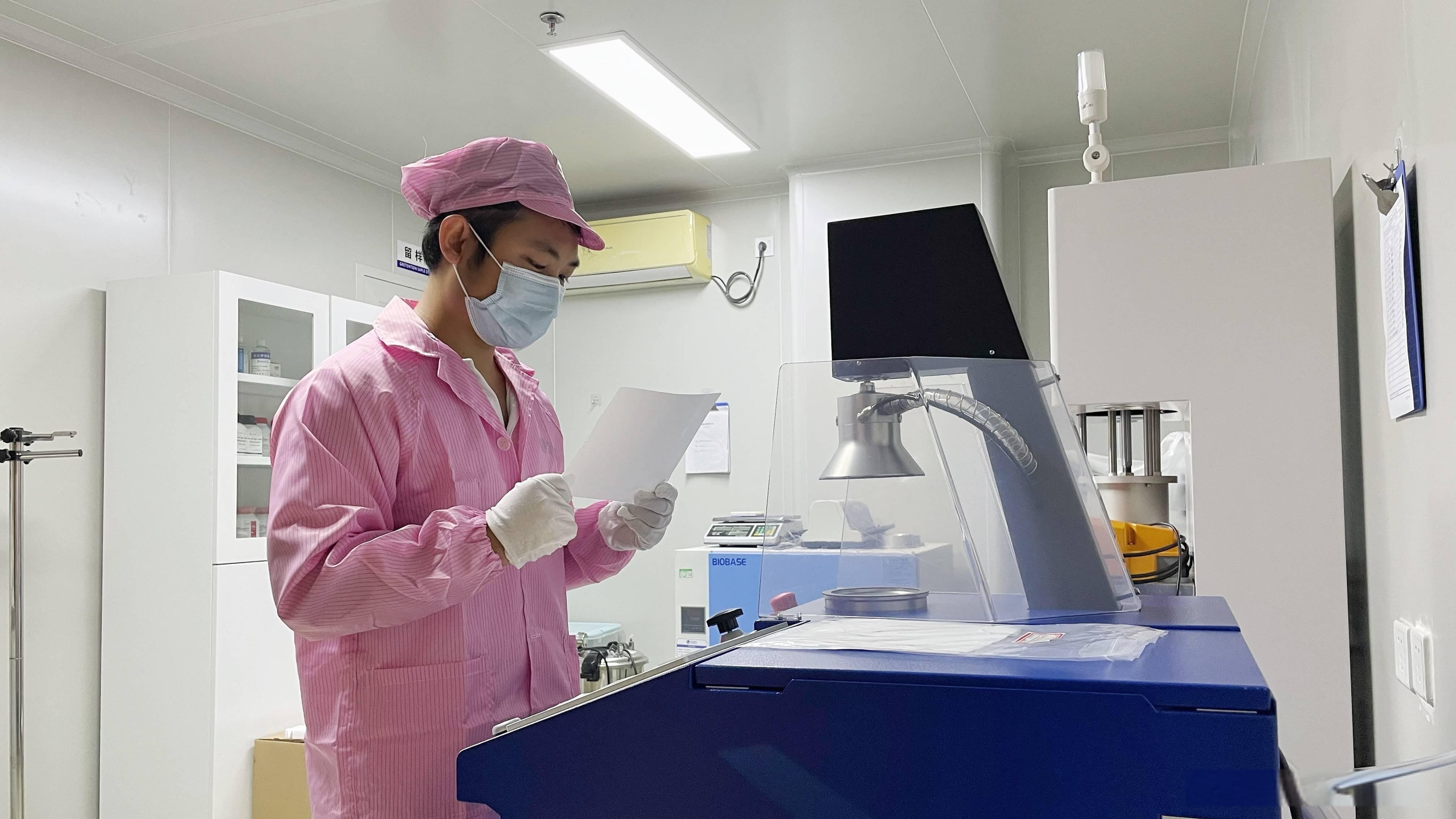 万一艾滋病真的可以通过空气传播：科学解析与社会影响