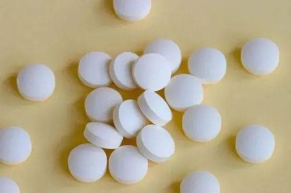 背靠背两篇论文：揭开“神药”二甲双胍“=”运动减肥新机制