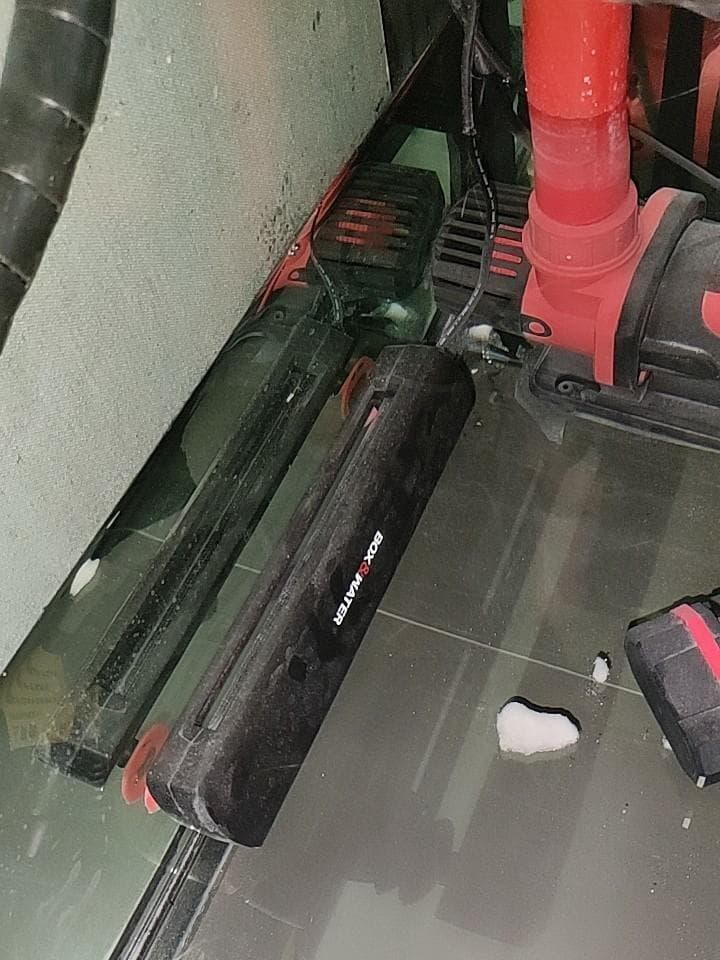 鱼缸灭菌灯的使用方法，建议每天开 1.5—3 小时