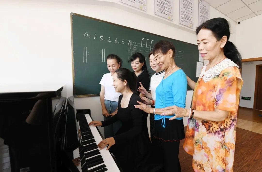 老年大学，何以沦为“推销场”？