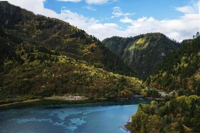 松潘到九寨沟景区怎么坐车，入冬3日游攻略，邂逅冰雪奇缘