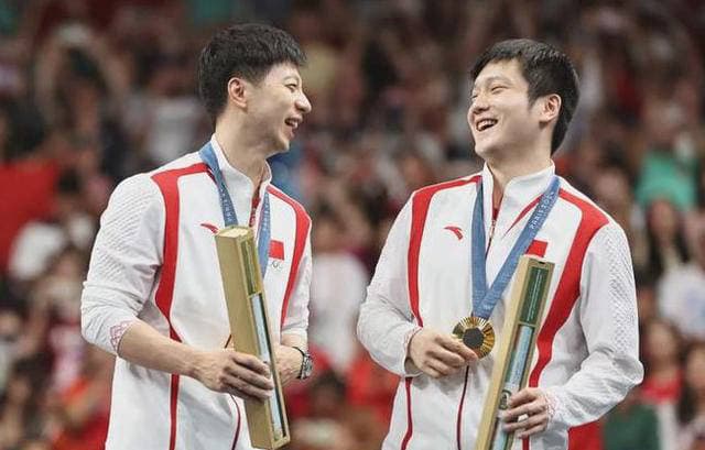 樊振东深夜宣布退出中国北京大满贯赛，刘国梁意外，伤病疲劳成主因