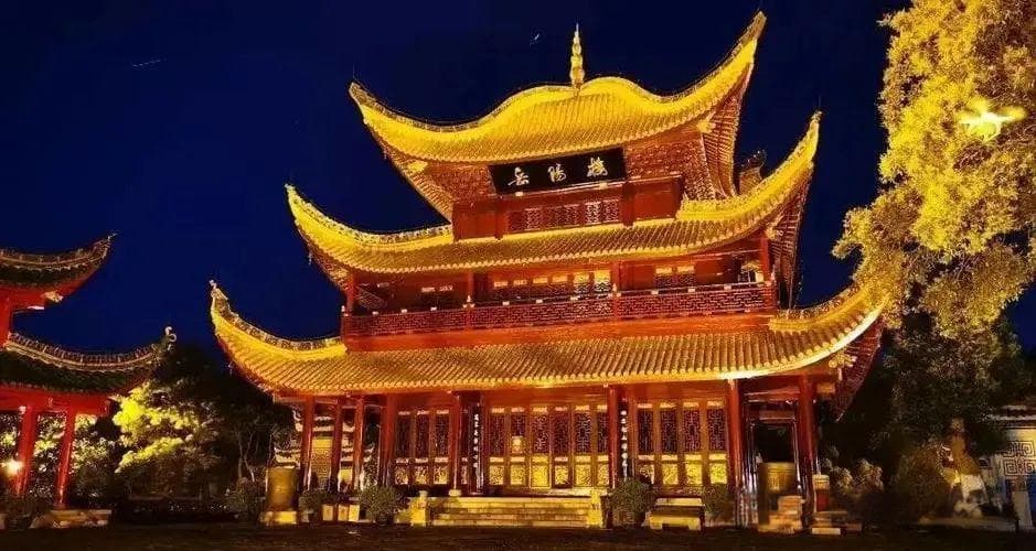 从岳阳楼记看范仲淹：不以物喜不以己悲的政治理想
