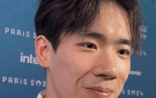 巴黎奥运体操男团夺银，队长伤退仍获观众点赞