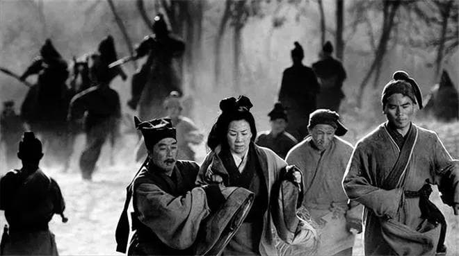 扬州大屠杀：80万生灵十日屠城，史可法坚守与王秀楚见证