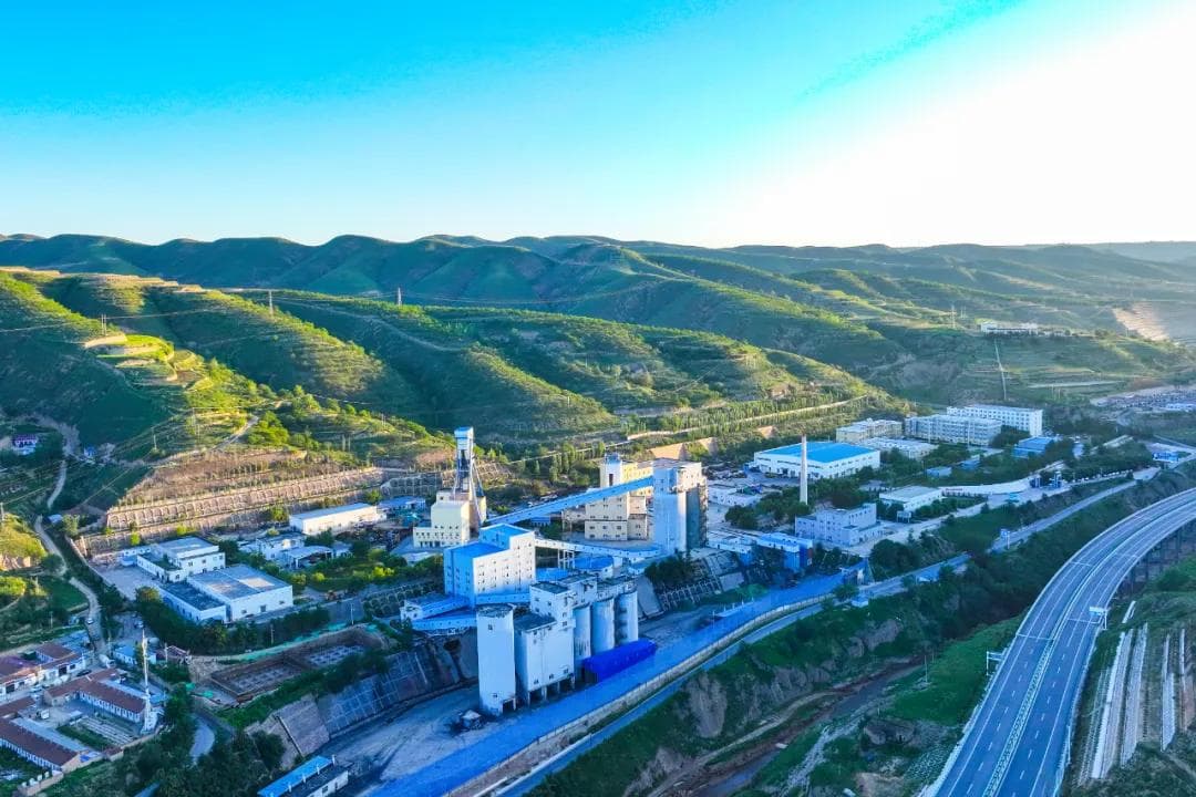 山东能源推进西部开发，98名职工进驻甘肃千万吨煤基地