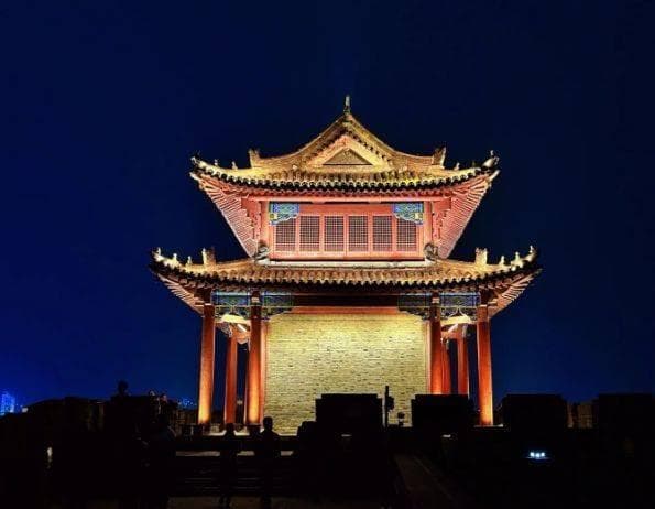 漫步襄阳古城：感受古代城市的韵味与风情