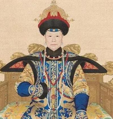 钮祜禄氏：清朝宫廷中的母性与权力