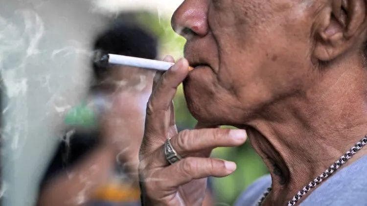 吸烟的人会短命吗？英国专家进行长达50年的调查