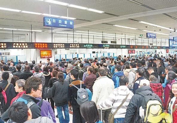 香港海关将实施现金携带限制：超12万港元需申报