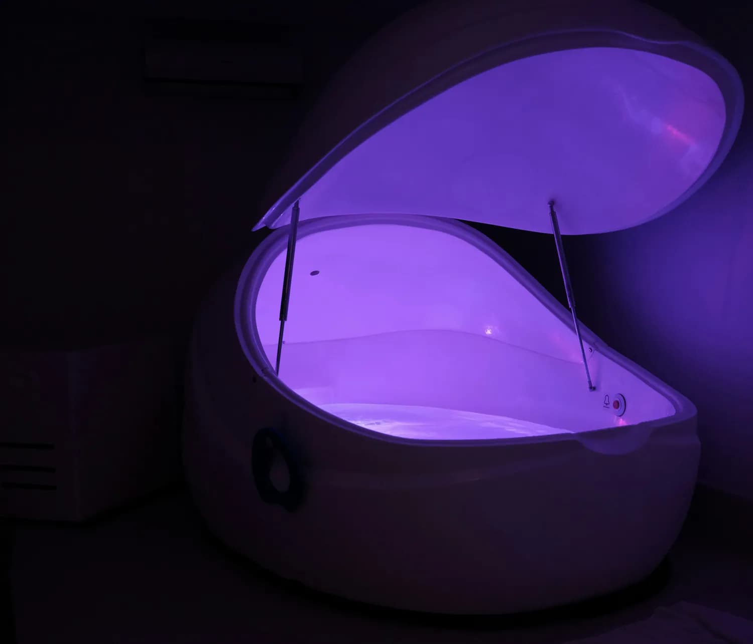 冬季美白新宠：LED红光+二氧化钛，真的有效吗？