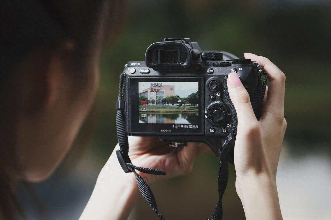 详解索尼微单对焦系统：从基础到实战应用